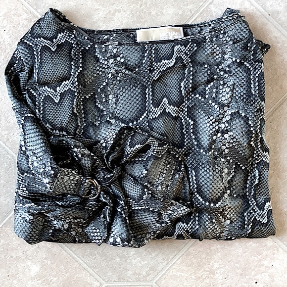 🆕 MICHAEL Michael Kors Snake Print Blouse NWOT! - Picture 8 of 9